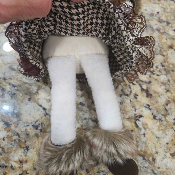 18" Tall Snow Lady Dressed in Brown Fur Coat Brown and Cream Herringbone Dress - Picture 6 of 7